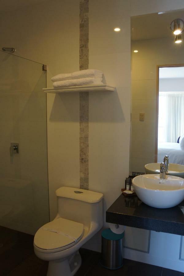 Atrium Miraflores Hotel Lima Bagian luar foto